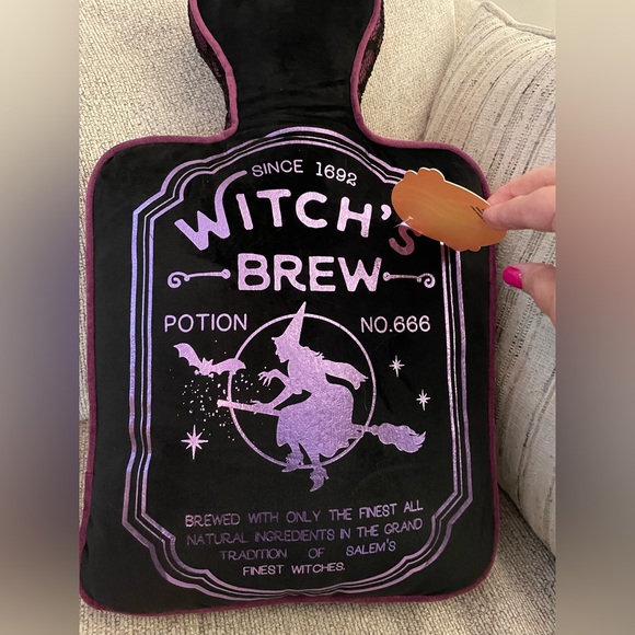 Witch’s Brew Plush Halloween Throw Pillow Bottle Shaped with Lace details NWT - Picture 2 of 4